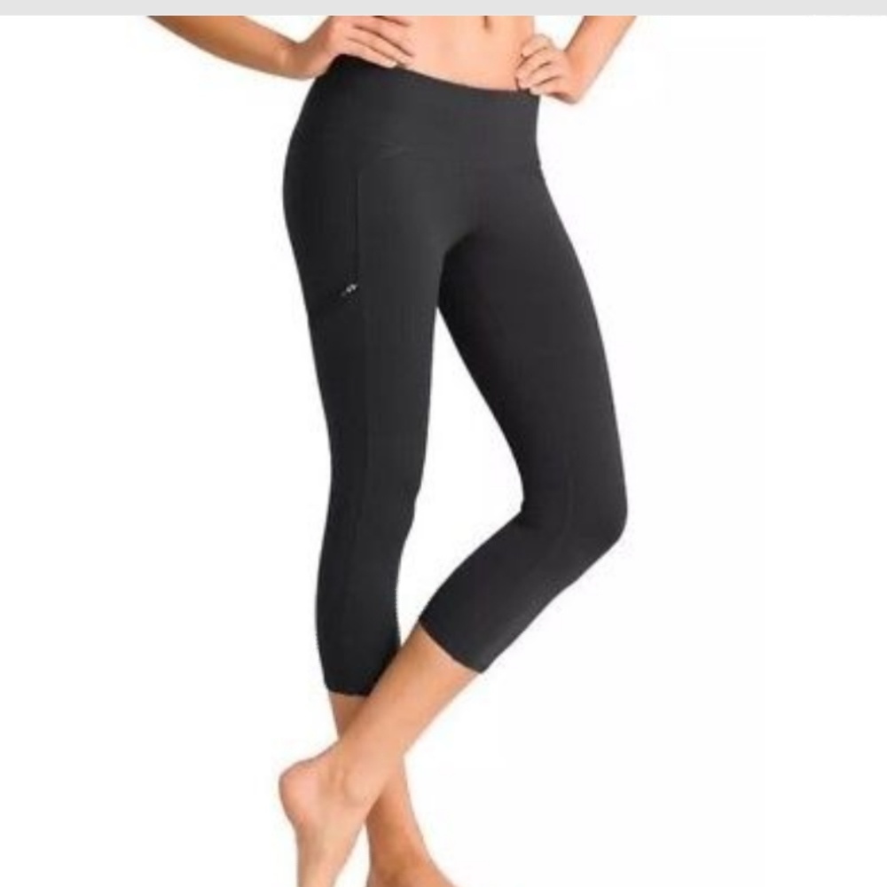 ATHLETA Drifter Capri